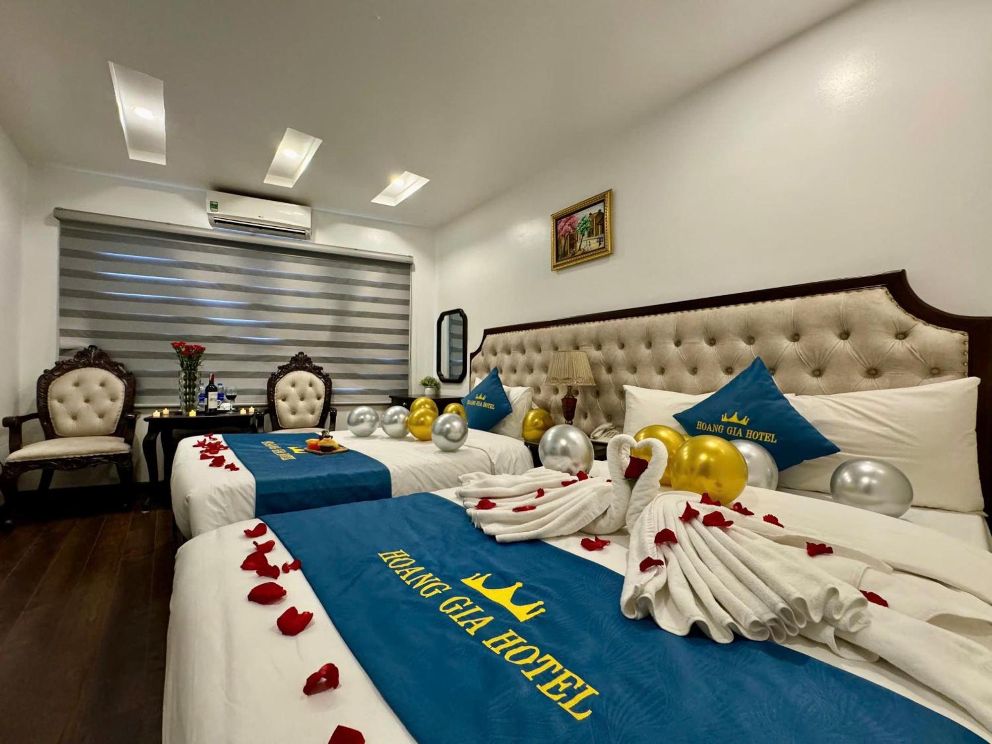 Hoang Gia Hotel Nhan Hoa Ханой Экстерьер фото