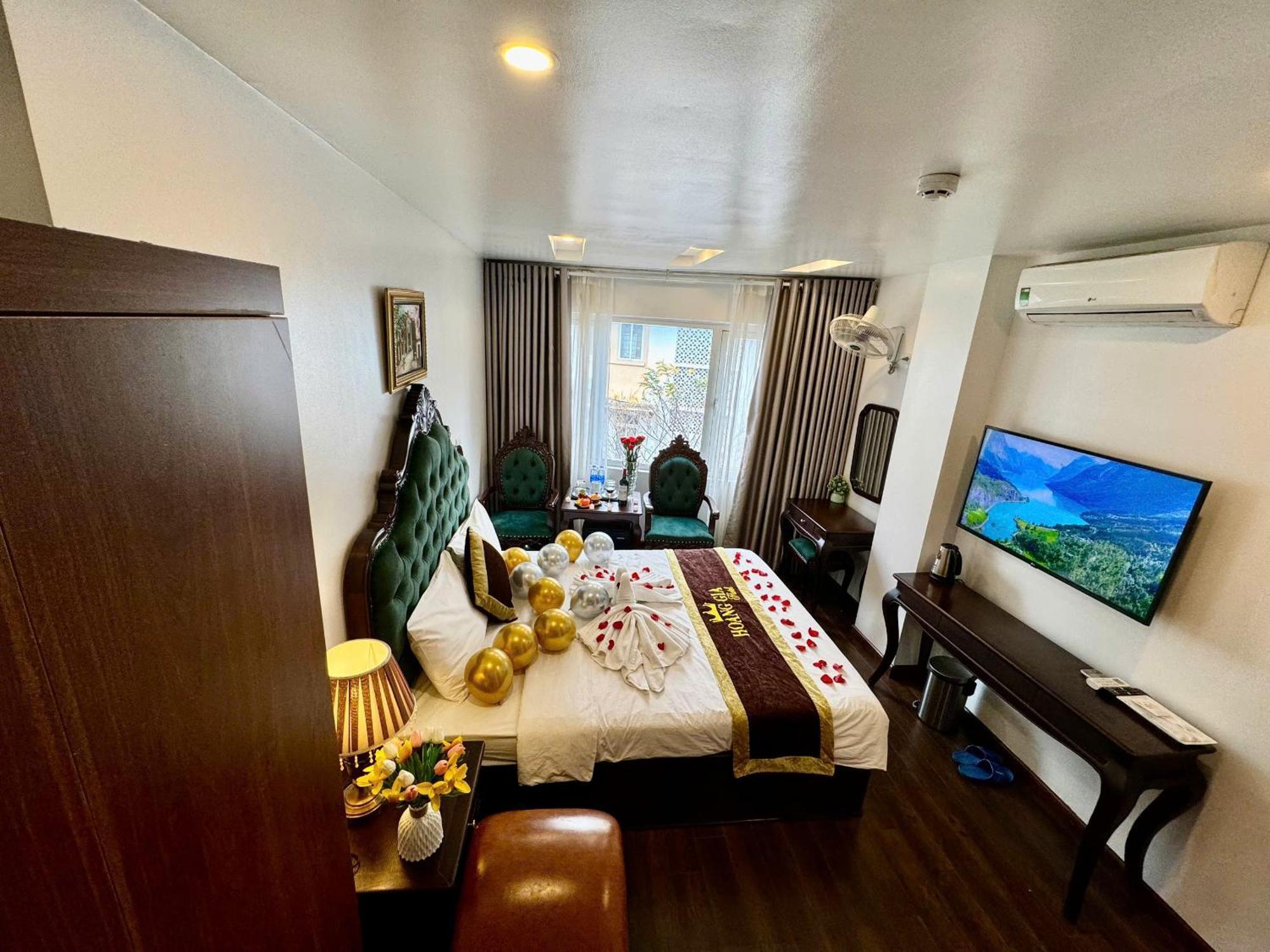 Hoang Gia Hotel Nhan Hoa Ханой Экстерьер фото